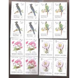 ARGENTINA 1976 CUADRITOS MT1053-56  FLORES Y PAJAROS FLUO