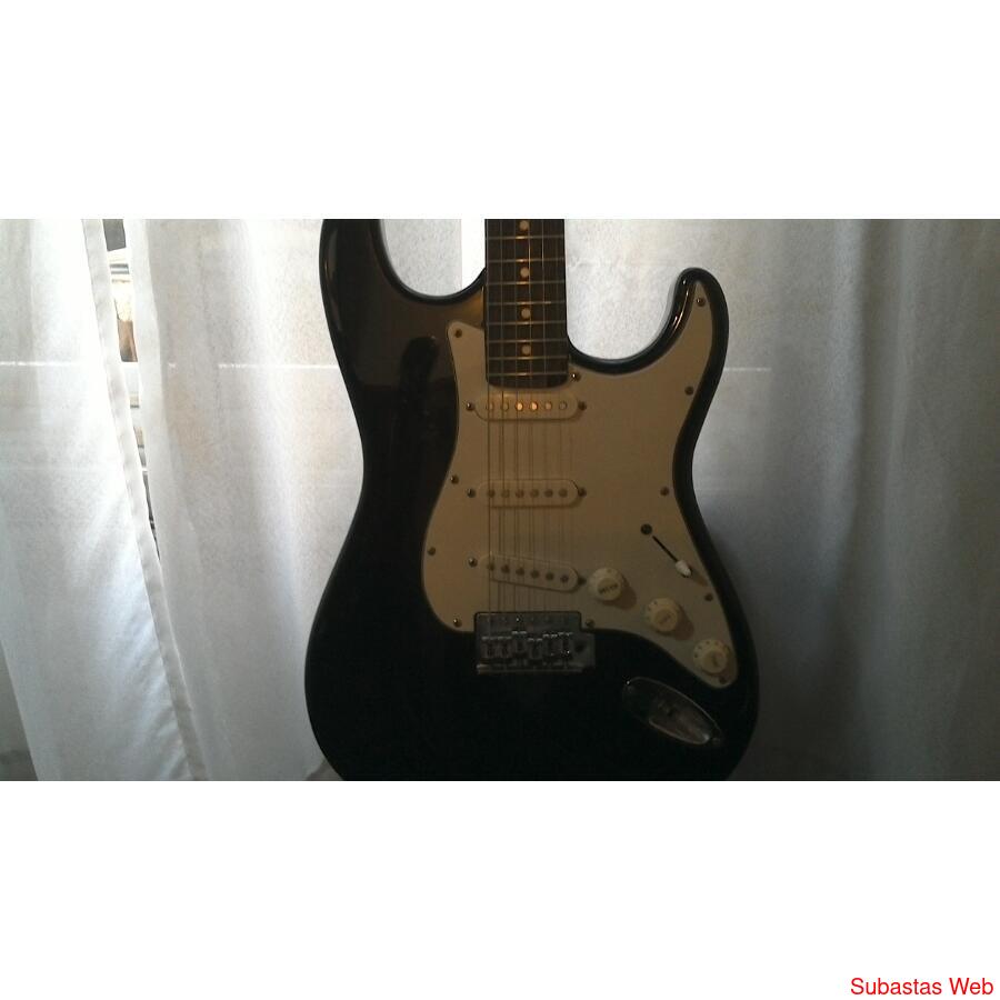 guitarra con amplificador