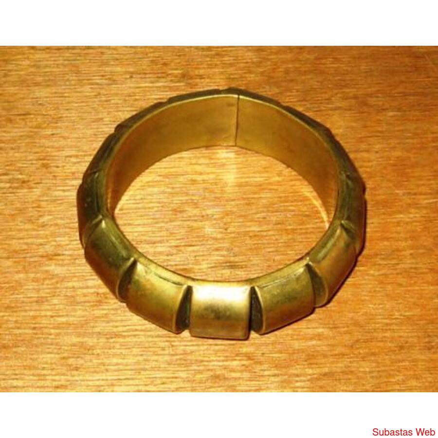 pulsera rigida dorada biju 0pilarusr