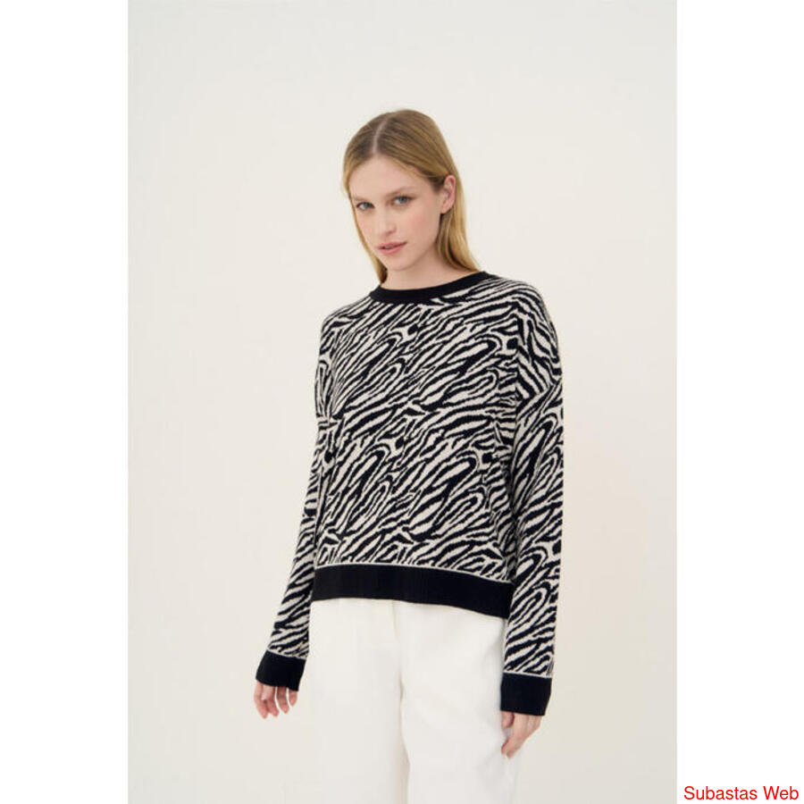 Sweater Wild