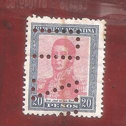 ARGENTINA 1917(227) SAN MARTIN EN RECUADRO  PERFORADA  USADA