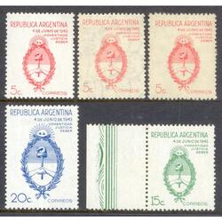 ARGENTINA GJ896/898 + 899 + 900. SERIE COMPLETA MINT. U$16
