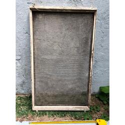VENTANA MOSQUITERO DE HIERRO  usada - pilarsur